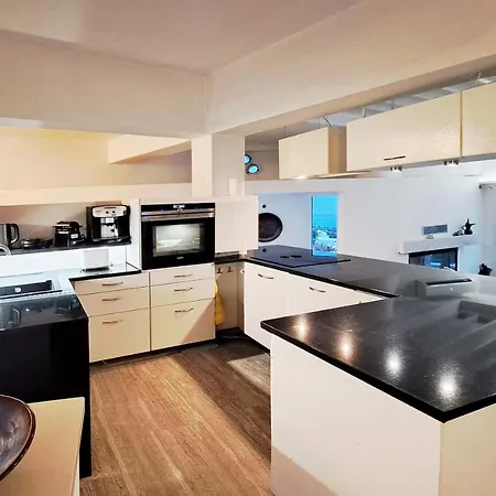 Villa Pastorale-view-boule Bahn *